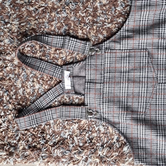 Black/White Plaid Overall Dress - Picture 2 of 3